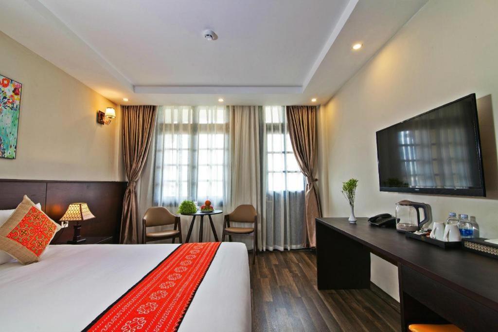 Lacasa Hotel 3*